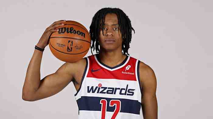 新秀年865萬美元年薪，他卻連項鏈都不買！NBA最清醒的年輕人